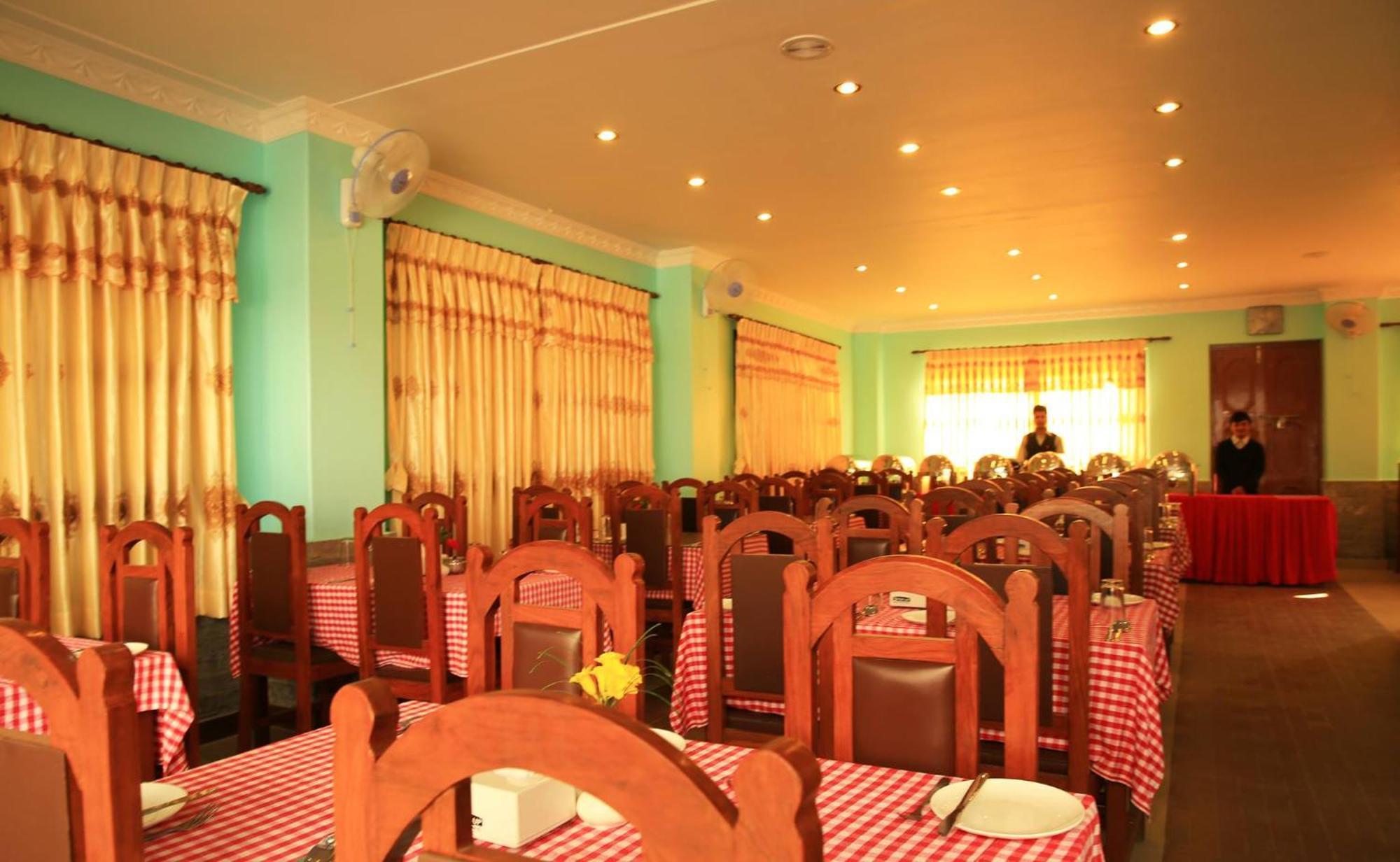 Hotel River Park Pokhara Eksteriør bilde