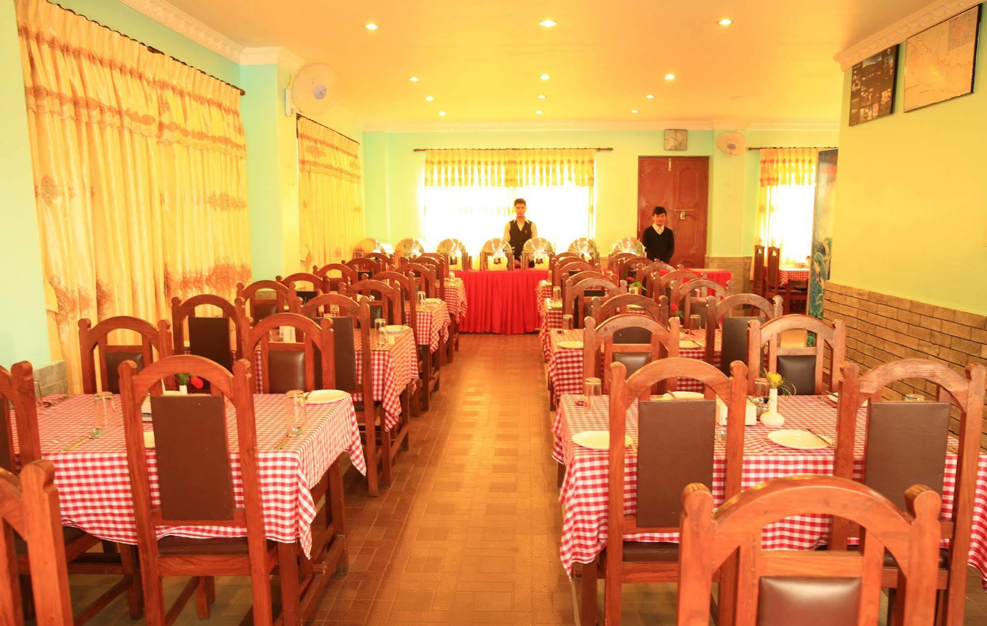 Hotel River Park Pokhara Eksteriør bilde