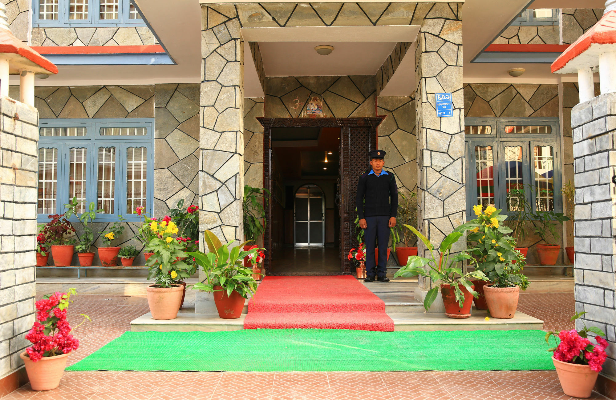 Hotel River Park Pokhara Eksteriør bilde