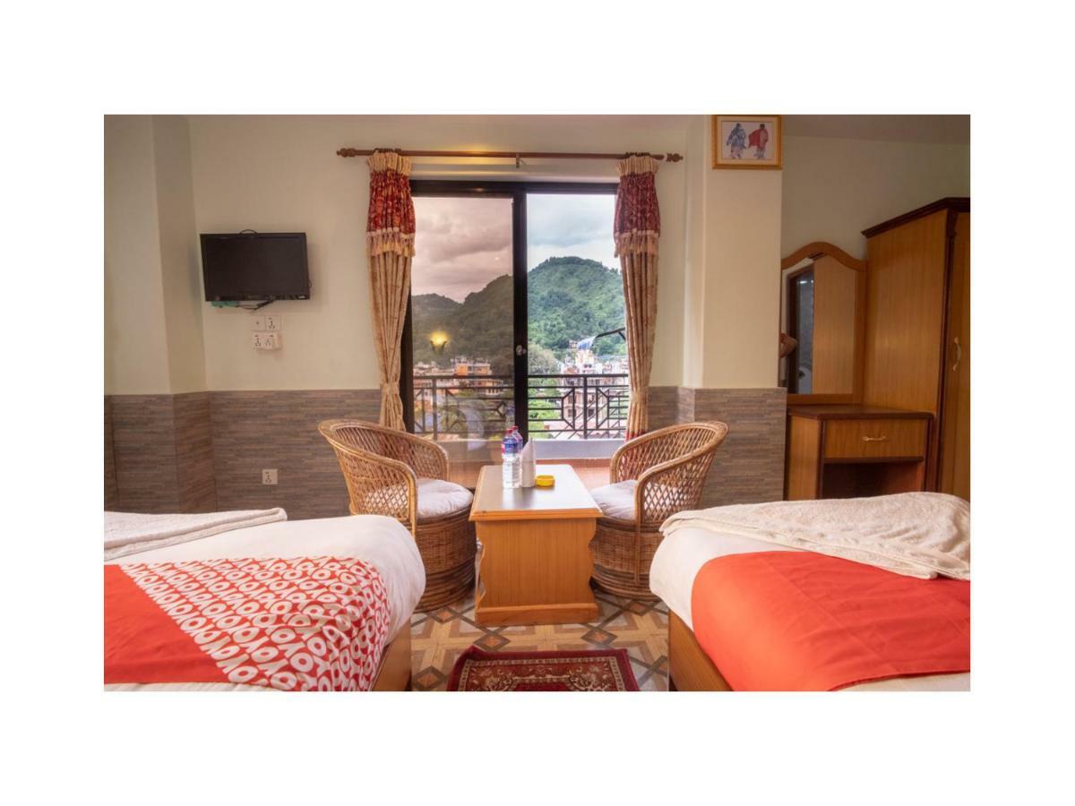 Hotel River Park Pokhara Eksteriør bilde