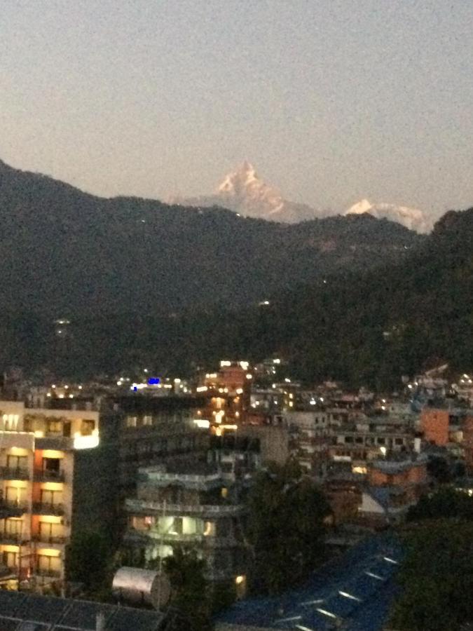 Hotel River Park Pokhara Eksteriør bilde